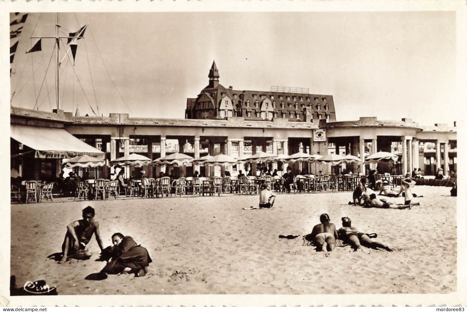 62 / CPA / PARIS PLAGE / BAR PISCINE ET GRAND HOTEL 1939 - Le Touquet