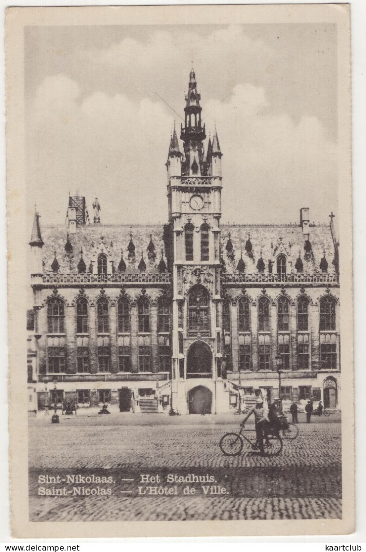 Sint-Nikolaas - Het Stadhuis / Saint-Nicolas - L'Hotel De Ville -  (Belgique/België) - Fiets/Vélo - Sint-Niklaas