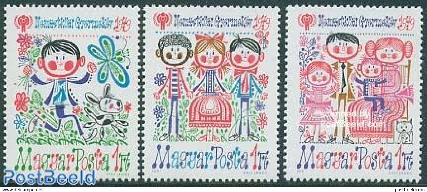 Hungary 1979 Year Of The Child 3v, Mint NH, Nature - Various - Butterflies - Cats - Dogs - Flowers & Plants - Toys & C.. - Neufs