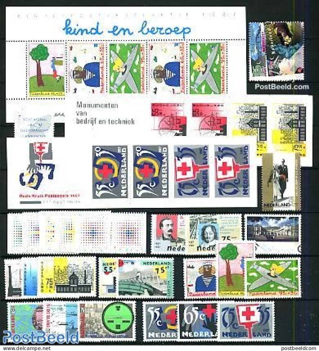 Netherlands 1987 Yearset 1987 (26v+1s/s+2bklts), Mint NH, Various - Yearsets (by Country) - Nuevos