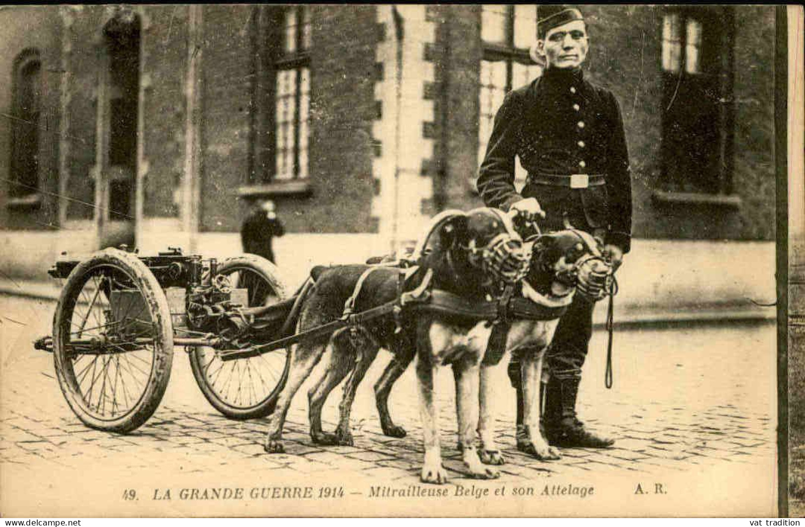 MILITARIA -  Carte Postale - Mitrailleur Belge Avec Son Attelage De Chiens - L 152059 - Characters