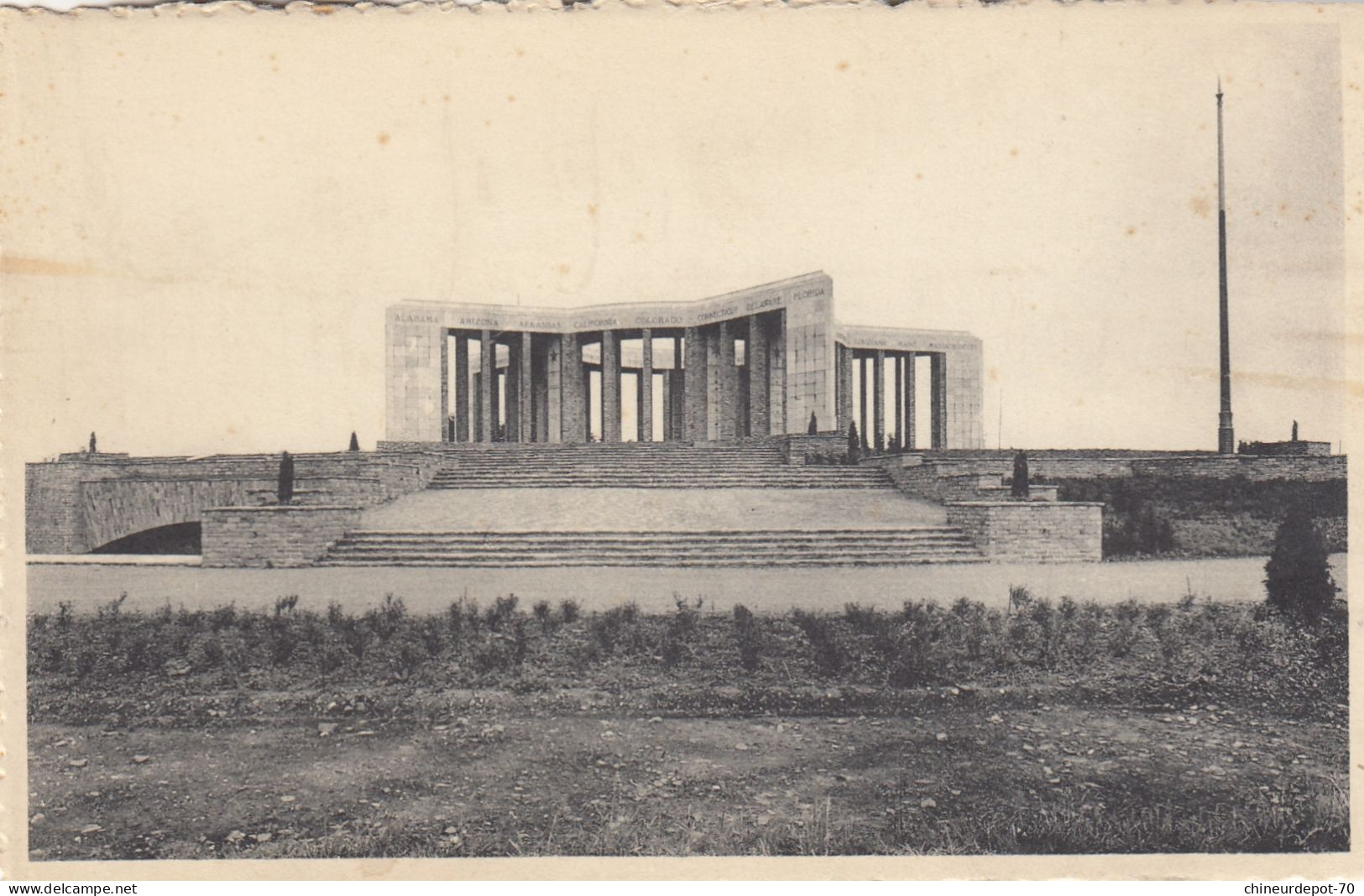 BASTOGNE   MEMORIAL DE LA BATAILLE DU SAILLANT INAUGURE LE 16.7.1950 - Bastenaken