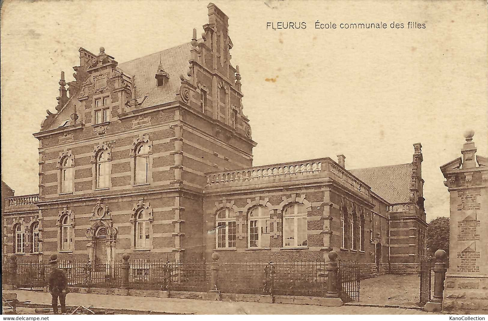 Fleurus, École Communale De Filles, Gelaufen 1925 - Fleurus