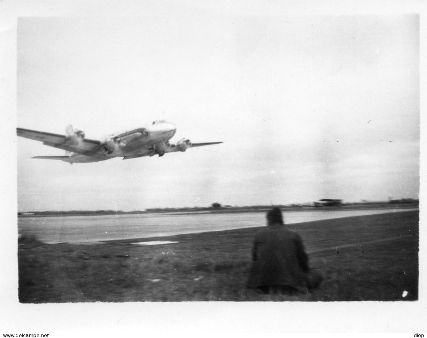 Photographie Photo Vintage Snapshot Avion Aviation Militaire - Aviación