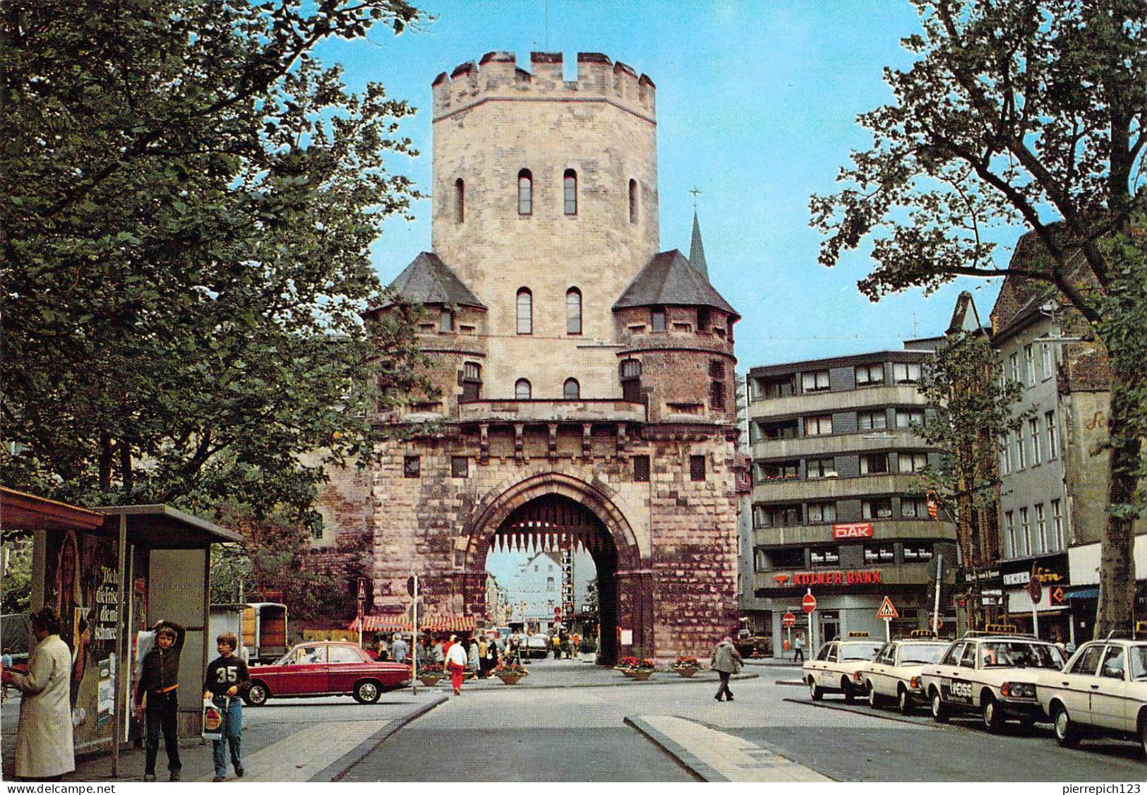 Cologne - Château De Severinstorbourg - Koeln