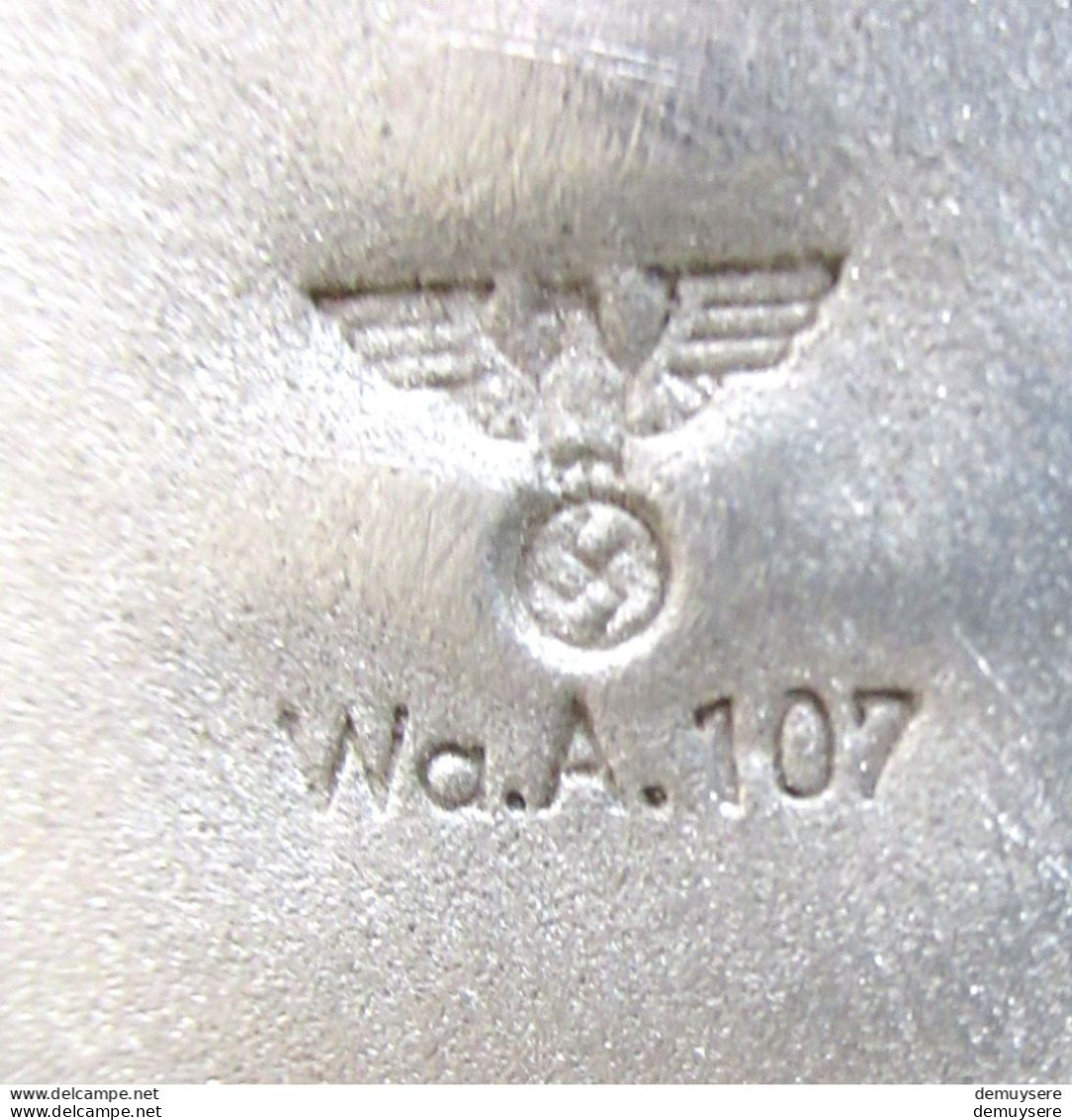 0404 20  -KAS  -30 -20-   POT ALLEMAND EN ALUMINIUM WWII - ALUMINIUM DUITSE POT WWII - Wc.A. 107 - 15 X 12 CM - 220 GRAM - Equipment