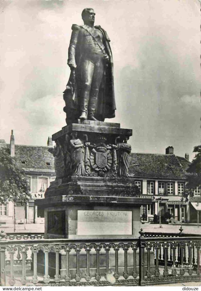 57 - Phalsbourg - Statue Georges Mouton Maréchal De France Comte De Lobau - Carte Dentelée - CPSM Grand Format - Oblitér - Phalsbourg