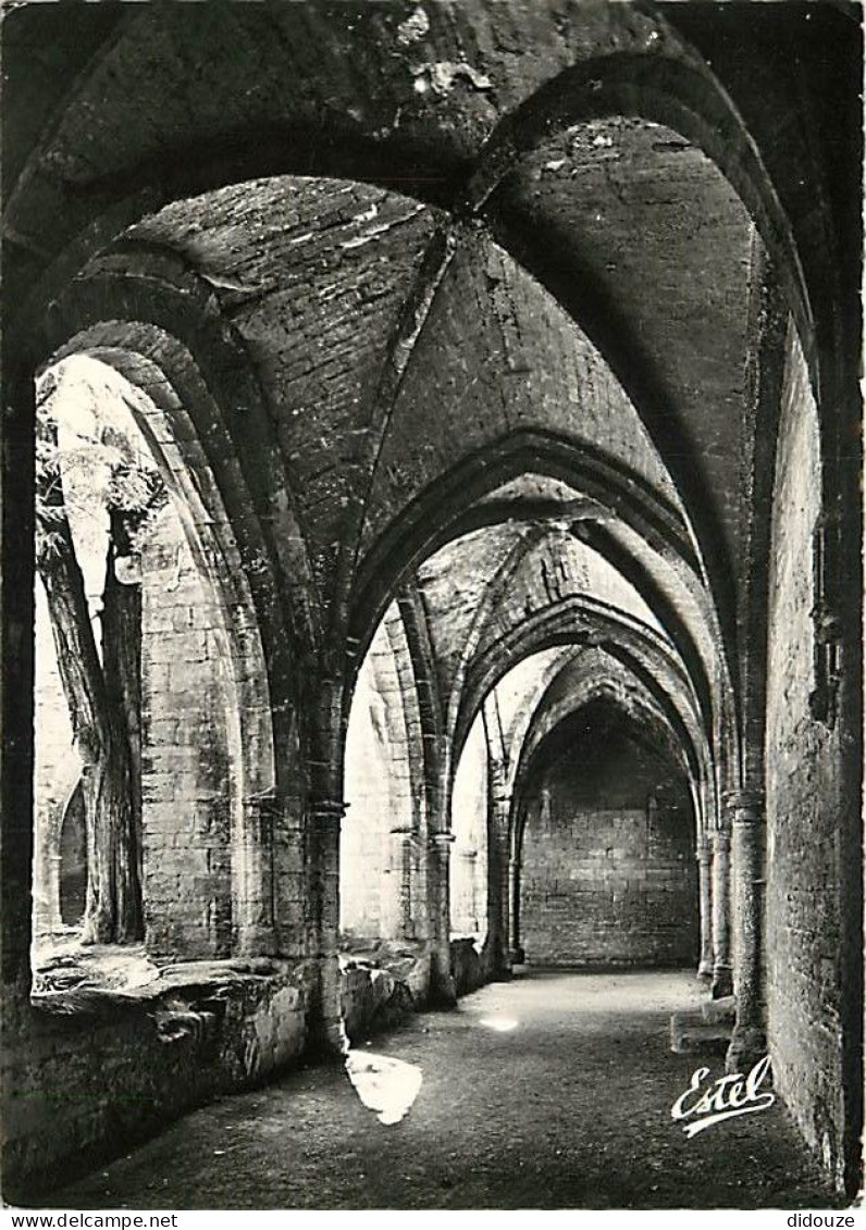 30 - Villeneuve Les Avignon - Cloître De La Collégiale - Mention Photographie Véritable - Carte Dentelée - CPSM Grand Fo - Villeneuve-lès-Avignon