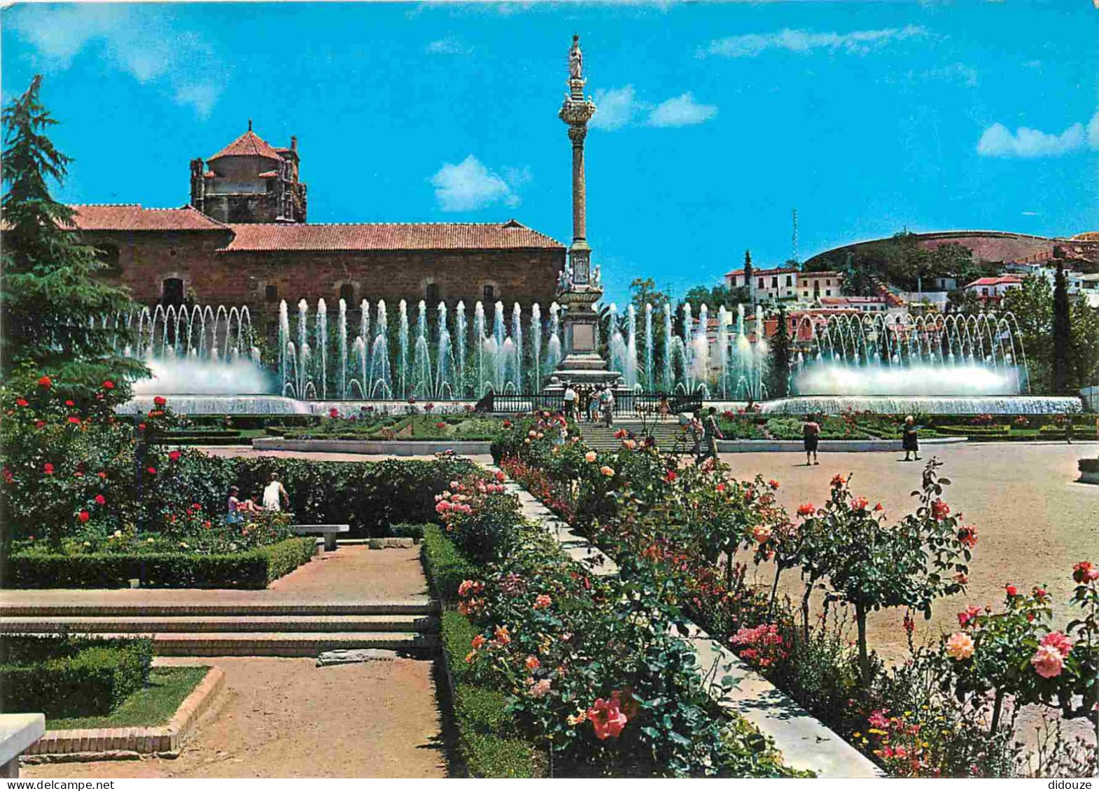 Espagne - Espana - Andalucia - Granada - Fuente Del Triunfo - Fontaine Du Triomphe - Fleurs - Espana - CPM - Voir Scans  - Granada