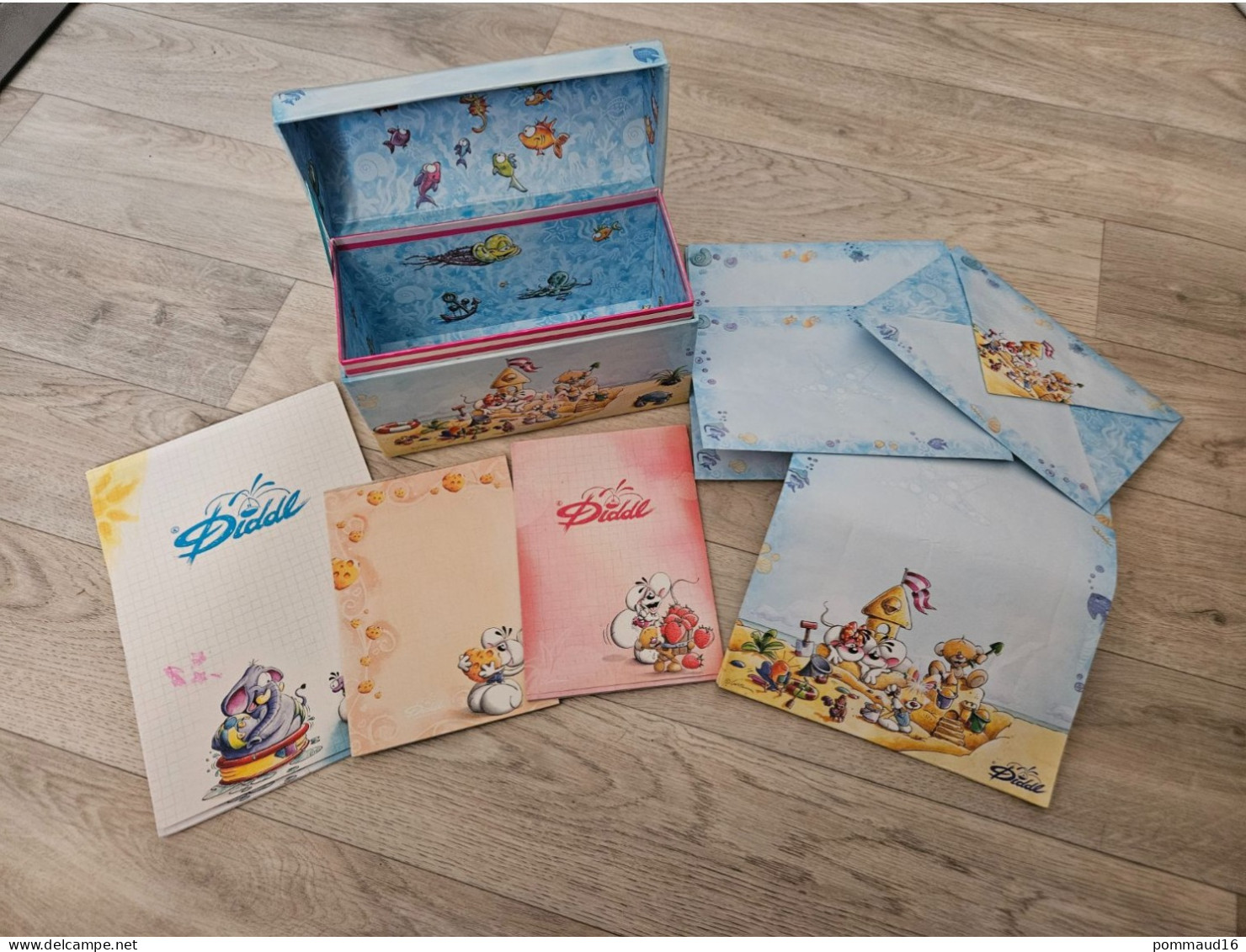 Coffret Diddl Contenant 5 Enveloppes, 3 Blocs Papier Incomplets, 7 Feuilles Papier Lettre - Diddl