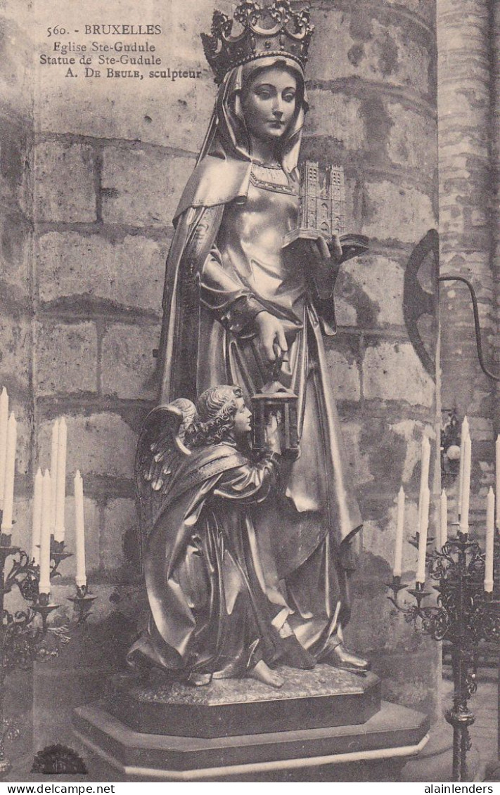Bruxelles - Eglise Ste-Gudule - Statue De Ste Gudule - Monuments