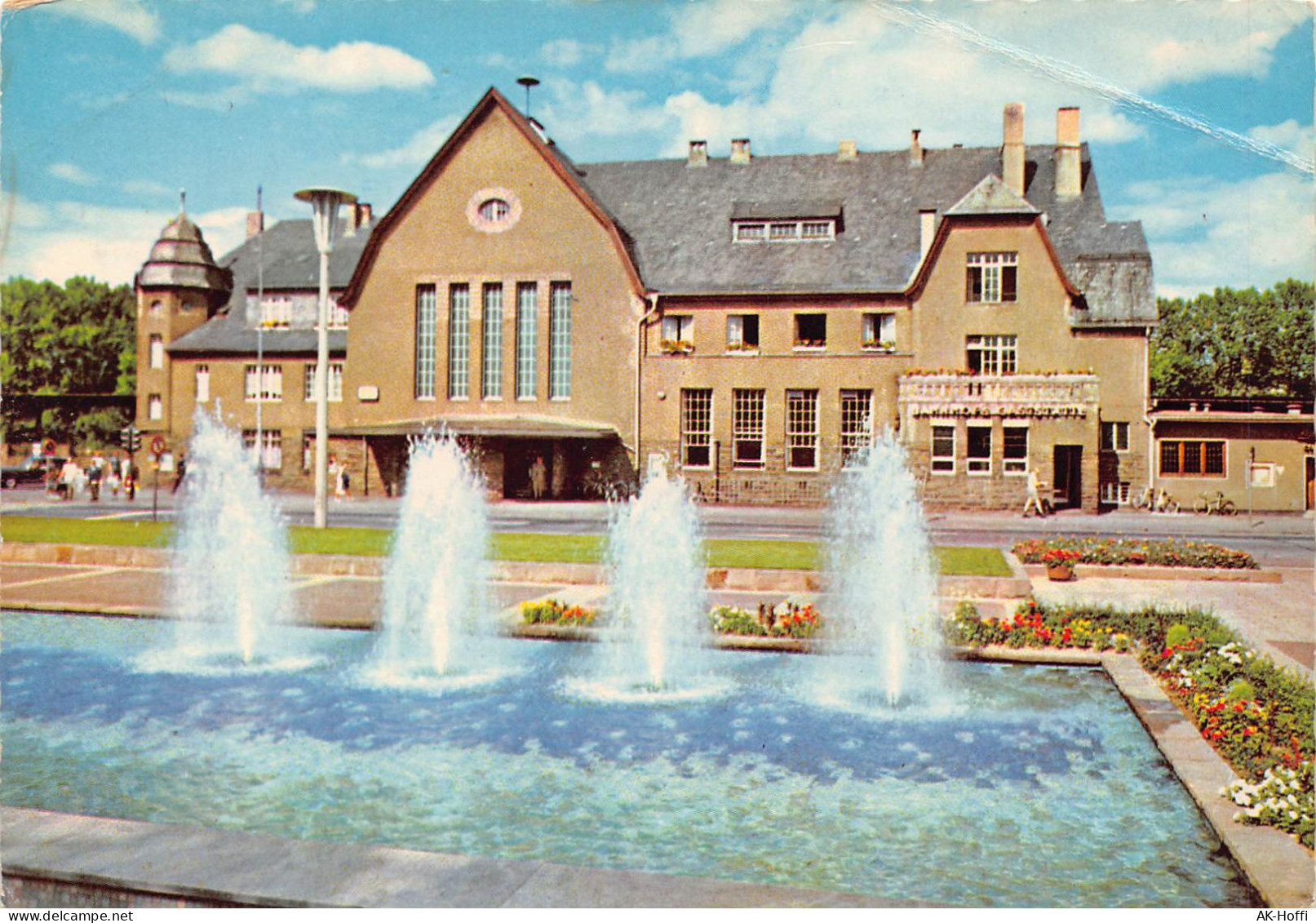 Bad Godesberg, Bahnhof Mit Bahnhofs-Gaststätte Und Wasserspielen - Bonn