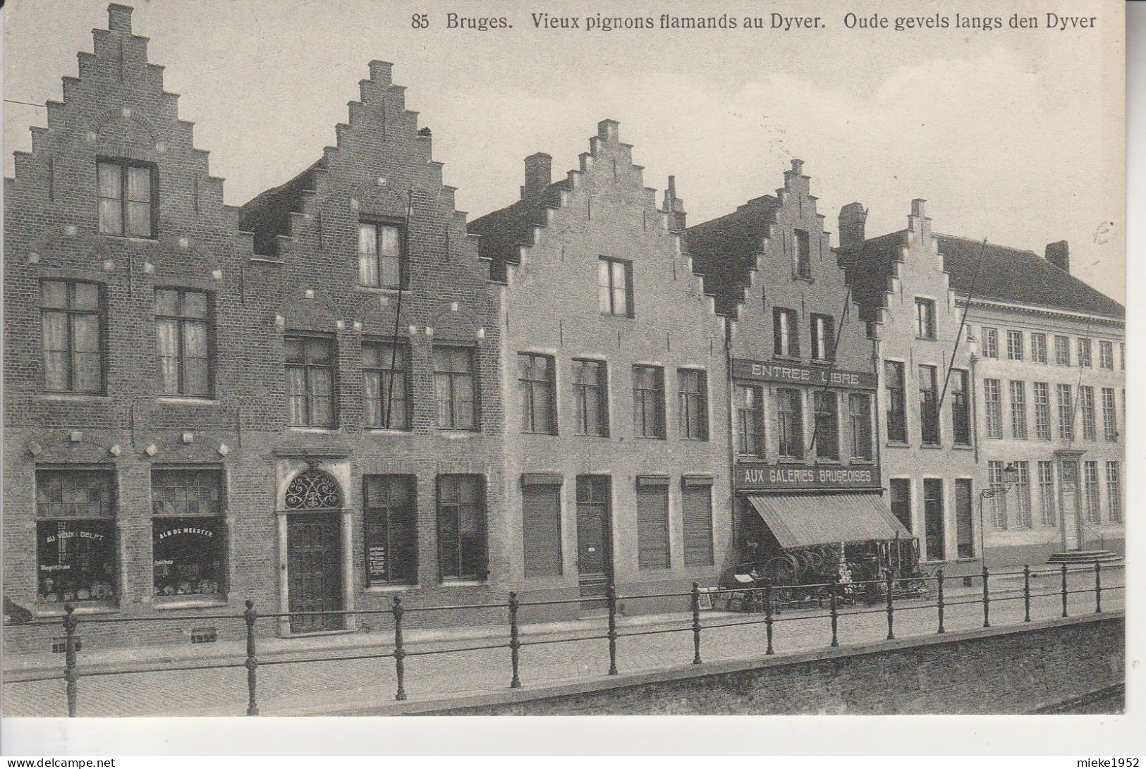 Brugge , Bruges , Vieux Pignons Flamands Au Dyver Oude Gevels Langs Den Dyver - Brugge