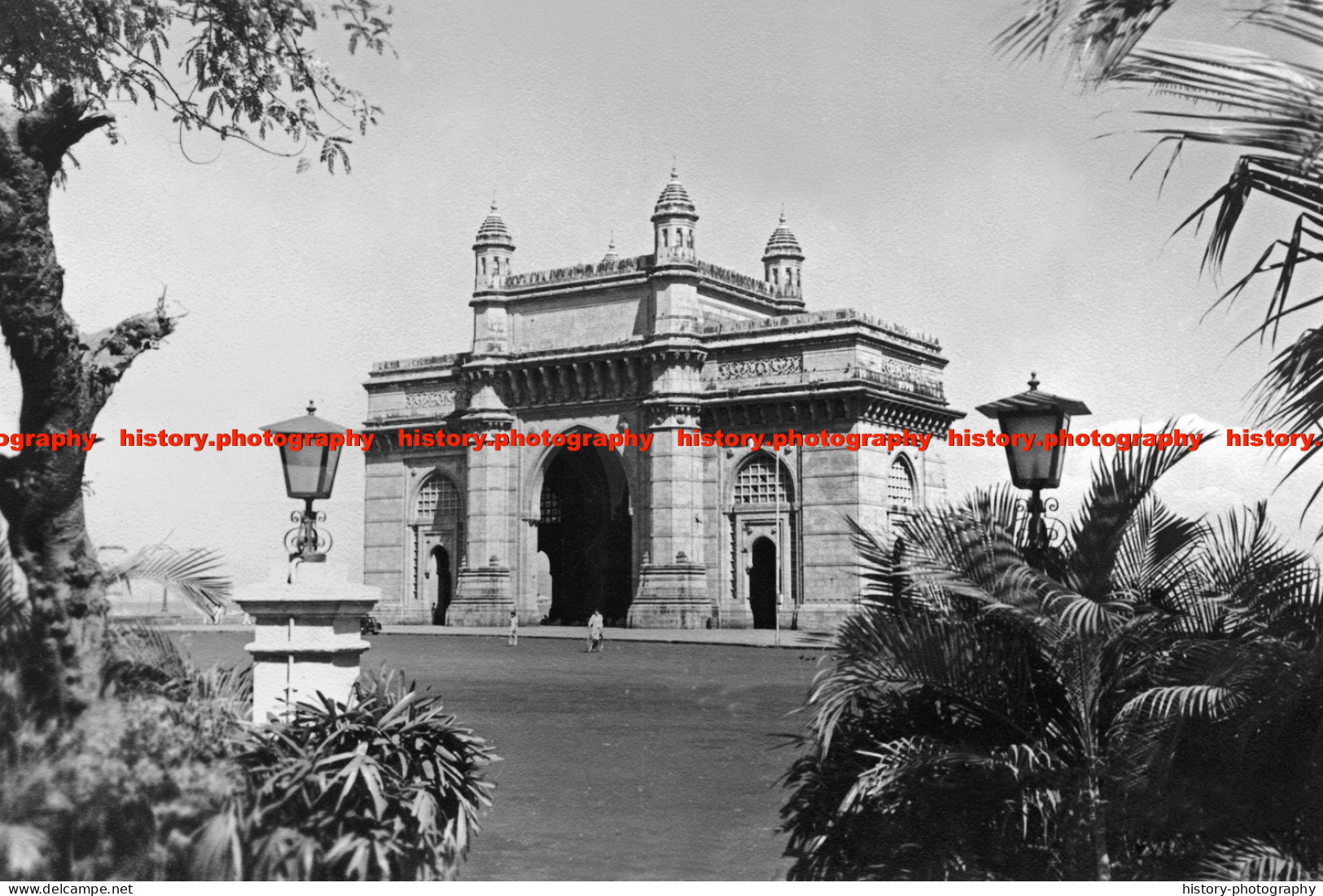 F015006 Gateway Of India. Bombay. Mumbai. India - REPRODUCTION - Other & Unclassified