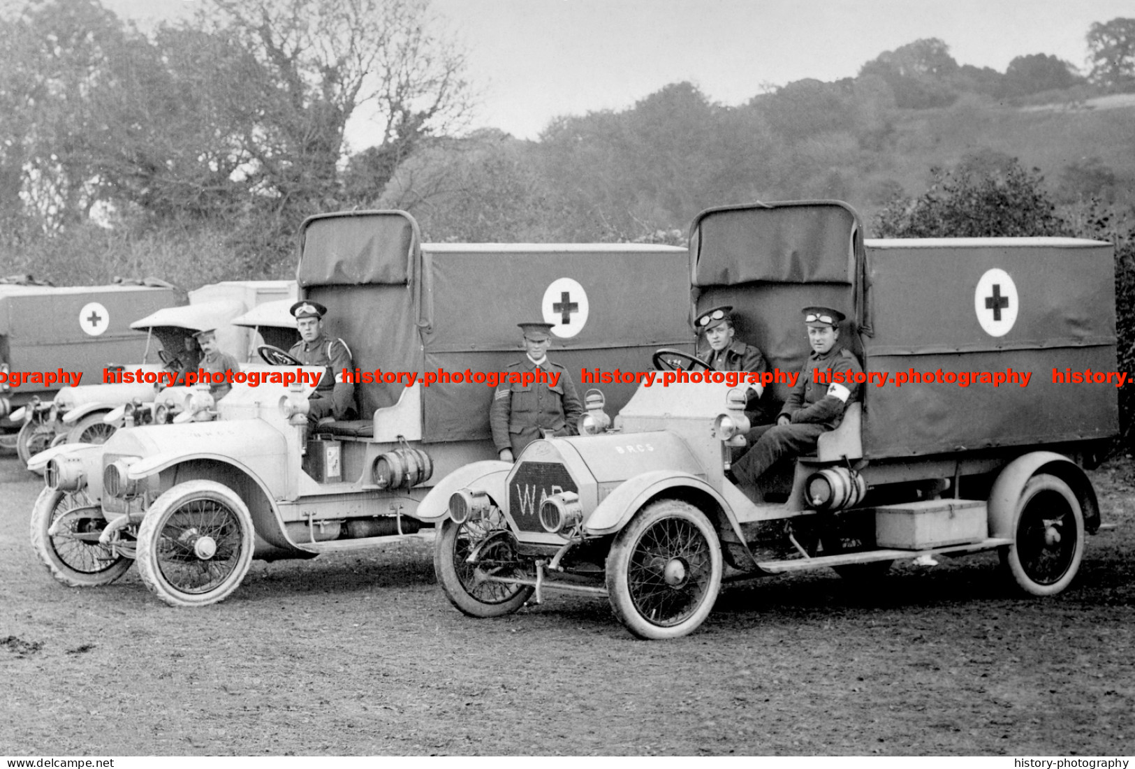 F014993 Ambulances. Red Cross. 1916. WW1 - REPRODUCTION - Other & Unclassified