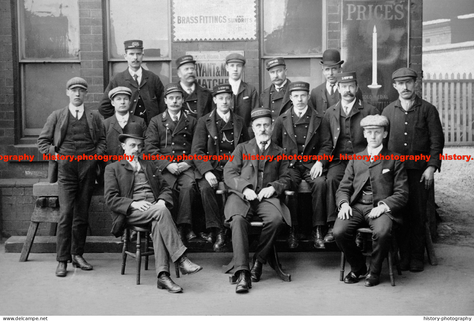 F015784 Post Office Workers. In Eggington. Derbyshire. 1906 - REPRODUCTION - Other & Unclassified