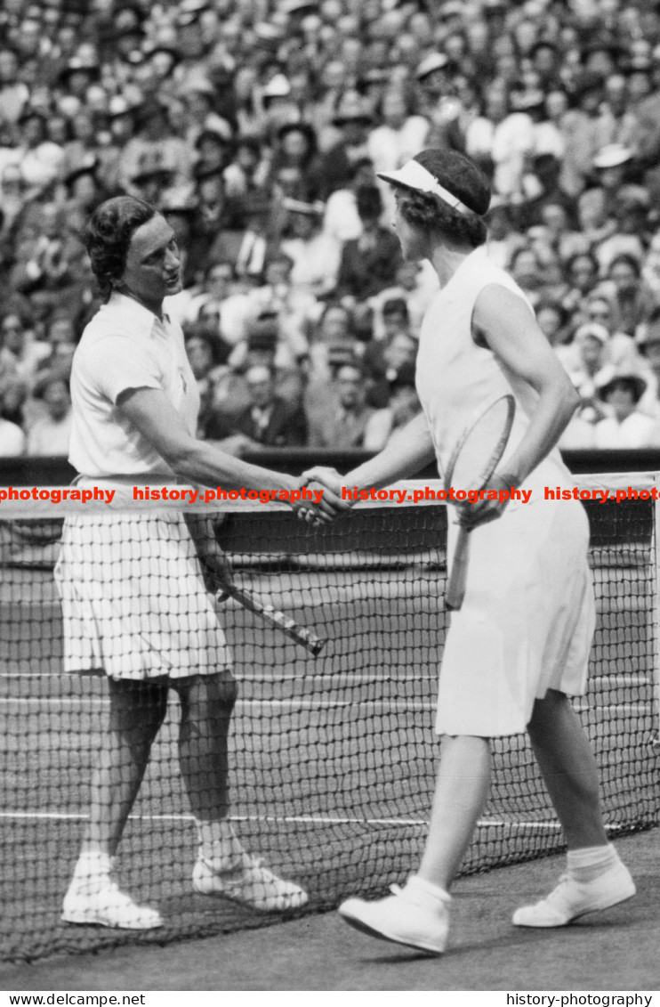 F015750 Helen Wills Moody. US Tennis Player. Helen Jacobs. All England Tennis Championships. Wimbledon. 01.07.1938 - REP - Other & Unclassified