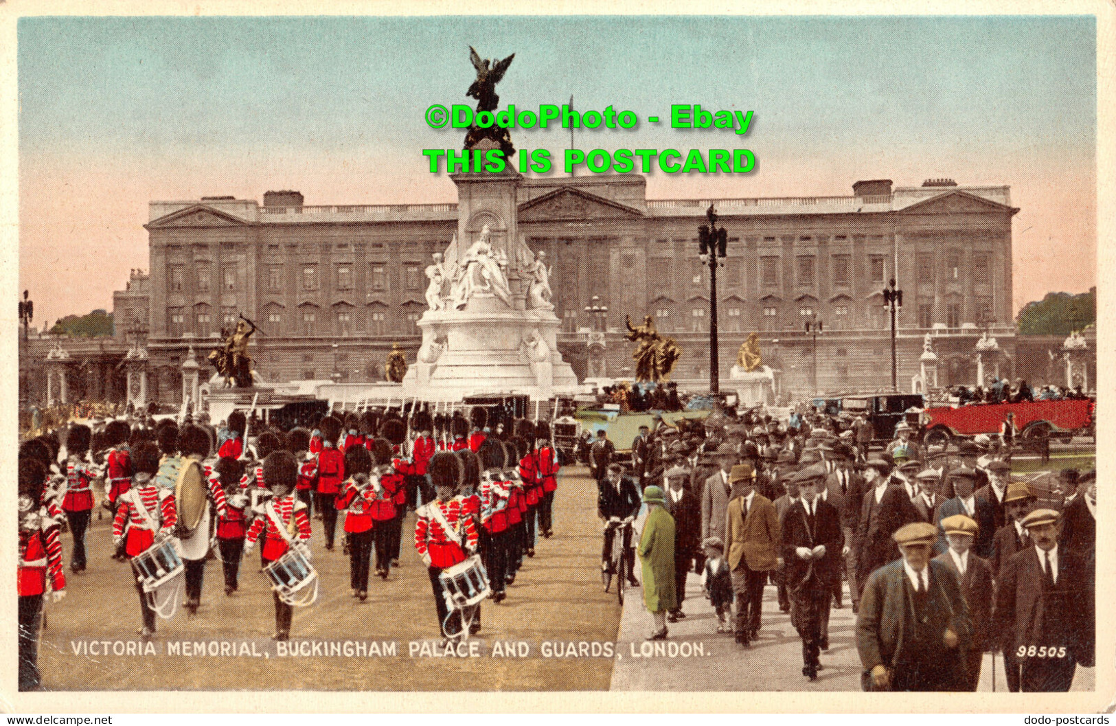 R435603 London. Buckingham Palace And Guards. Victoria Memorial - Altri & Non Classificati