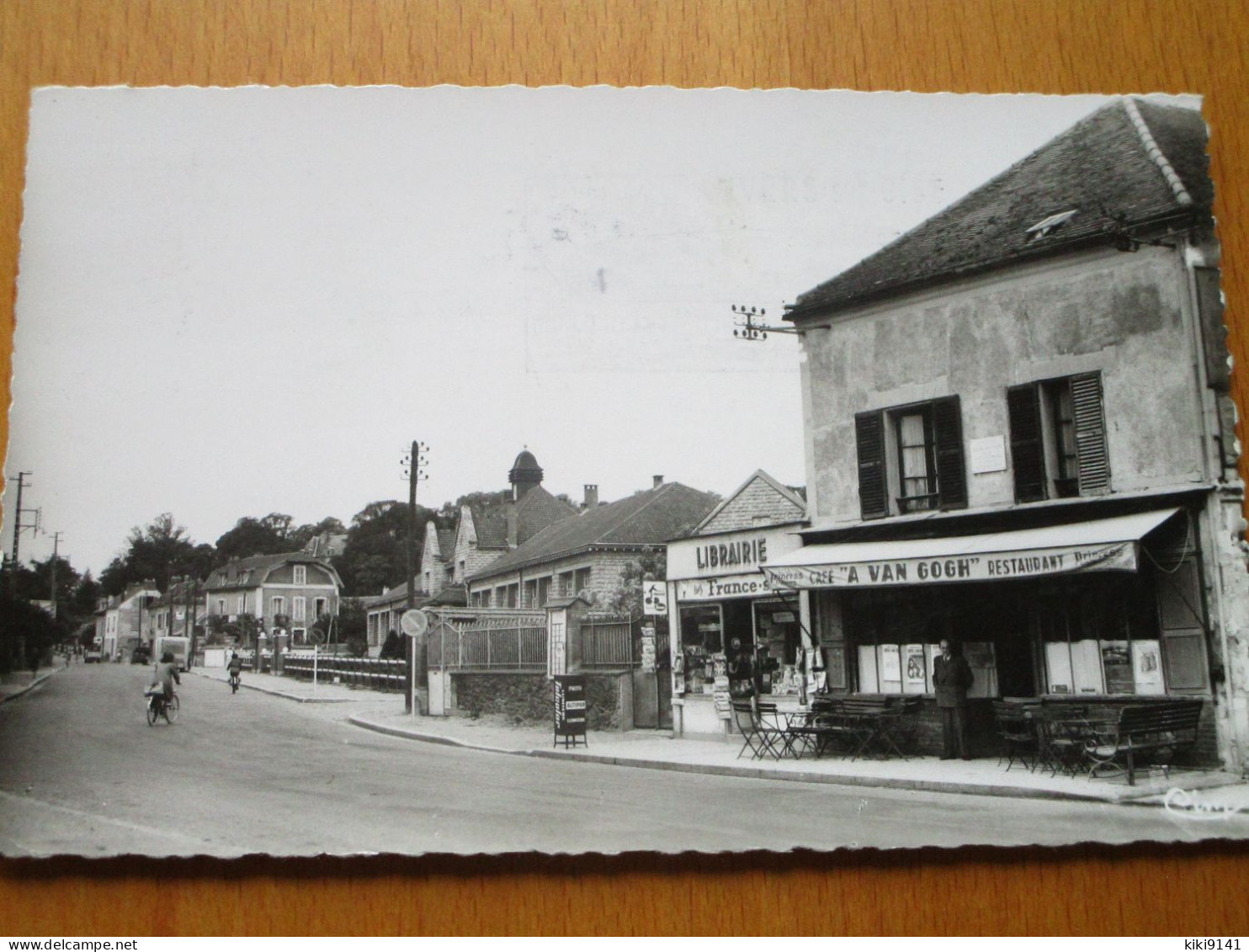 Vue Sur Les Ecoles - Café Van Gogh - Auvers Sur Oise