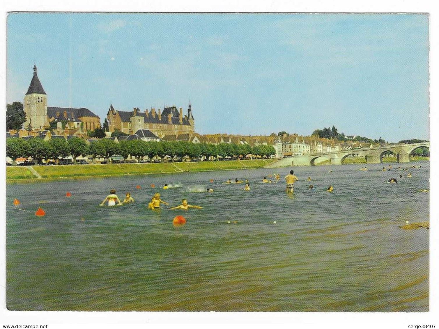 Gien - 1978 - La Baignade - Le Pont   # 10-23/19 - Gien