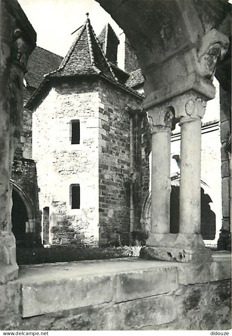 46 - Carennac - Eglise Saint-Pierre - Tour Du Trésor - CPSM Grand Format - Carte Neuve - Voir Scans Recto-Verso - Other & Unclassified