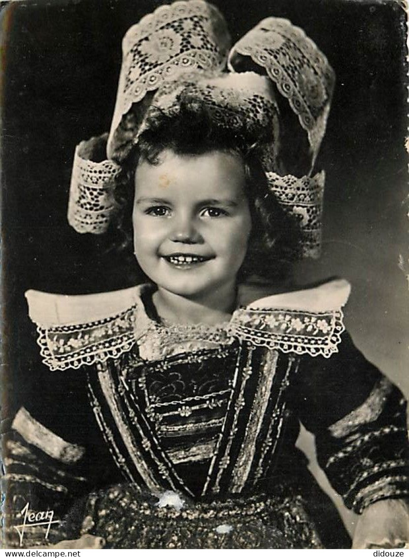 29 - Fouesnant - Costume De La Région De Fouesnant - Jeune Fille - Folklore - Mention Photographie Véritable - CPSM Gran - Fouesnant