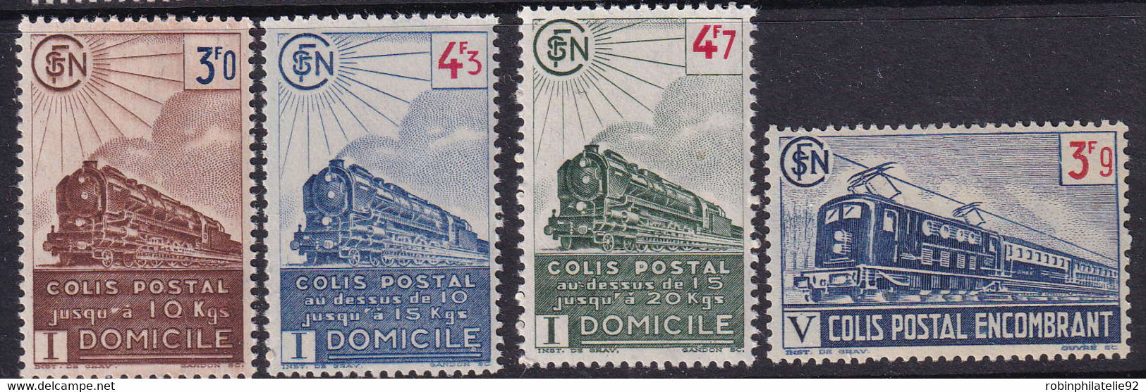 FRANCE  COLIS POSTAUX N°212 /215 4 Valeurs  Qualité:** Cote:127 - Mint/Hinged