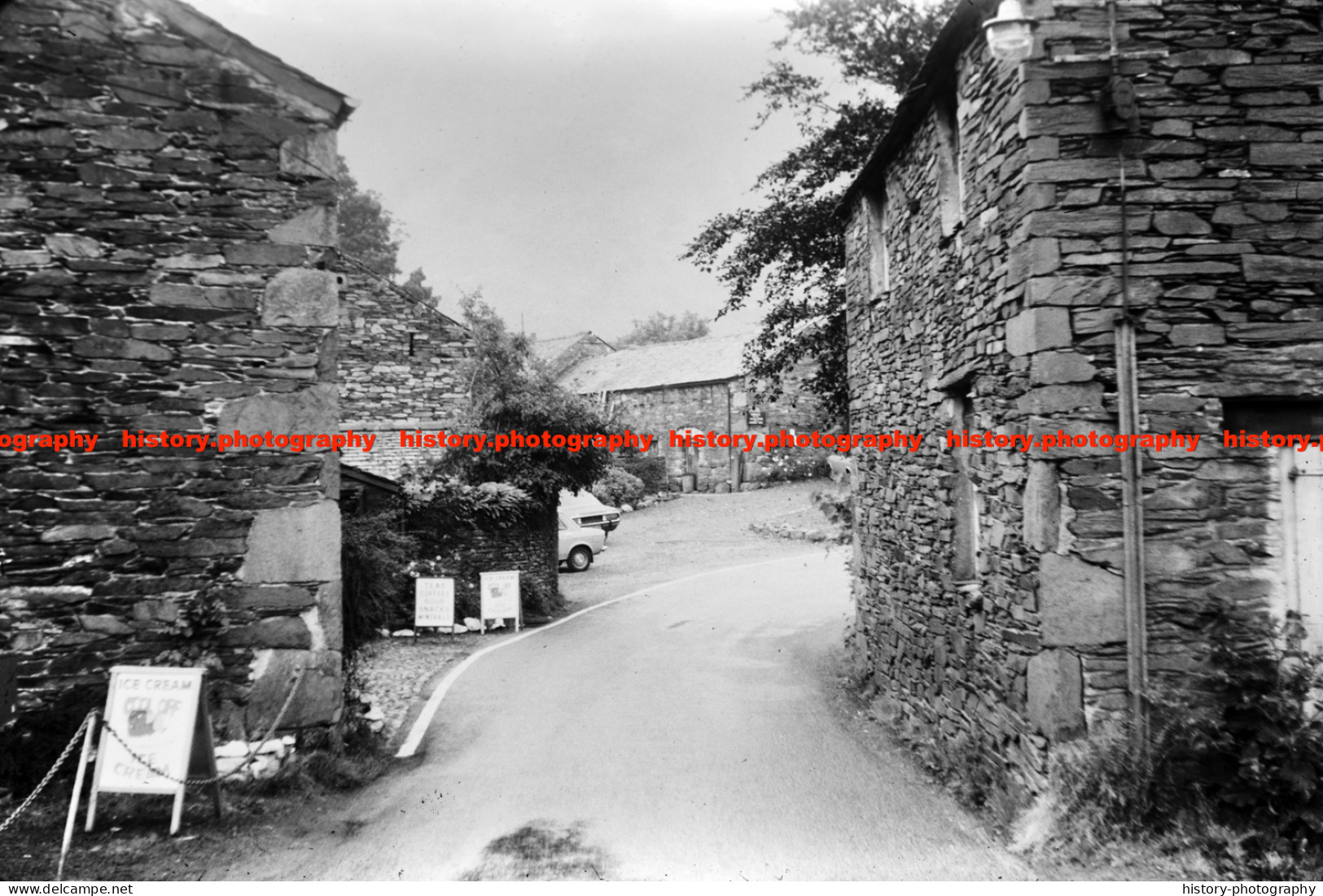 Q002851 Grange. Borrowdale. Cumbria. 1977 - REPRODUCTION - Andere & Zonder Classificatie