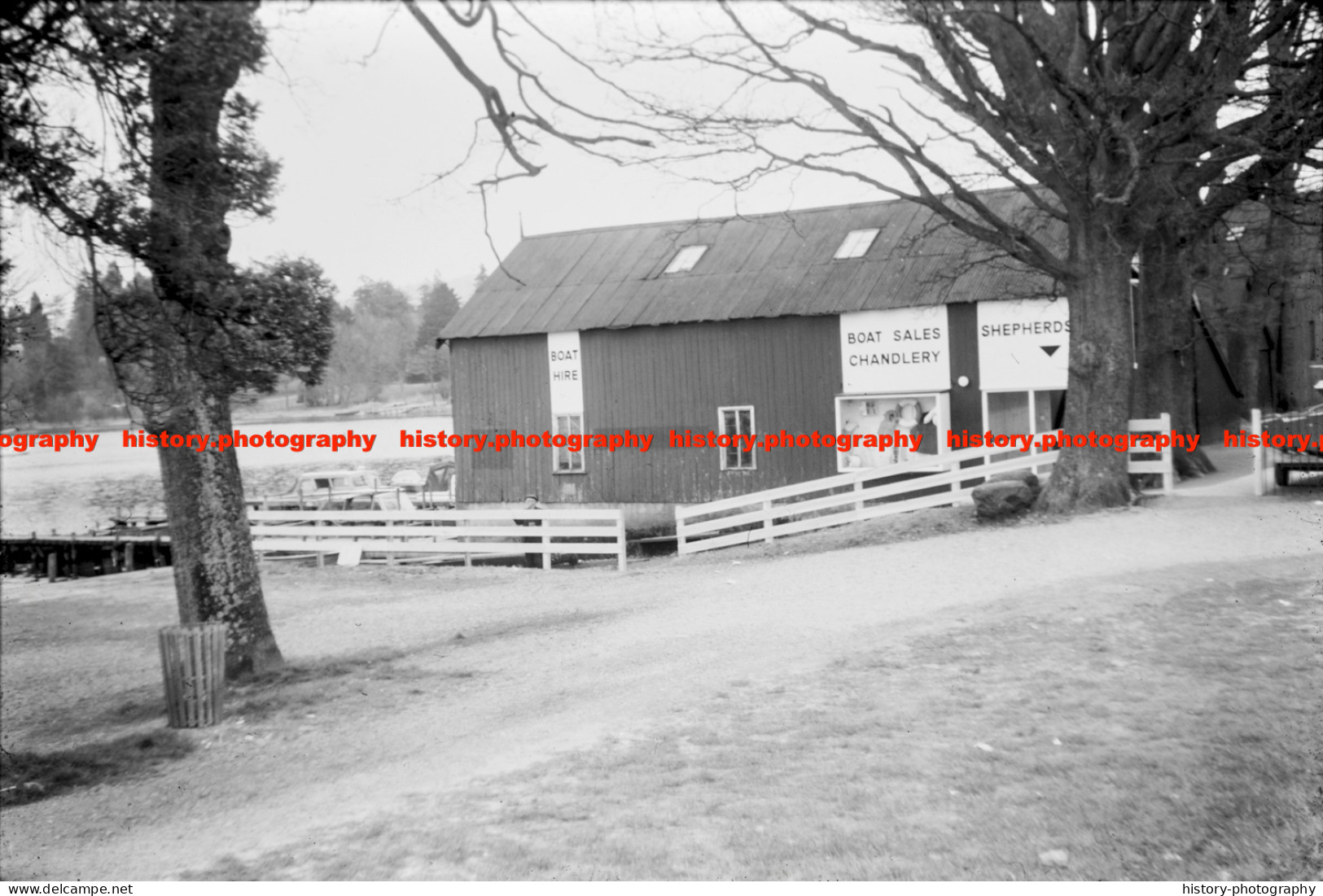 Q002825 Bowness Shore. Boat Hire. Cumbria. 1971 - REPRODUCTION - Andere & Zonder Classificatie