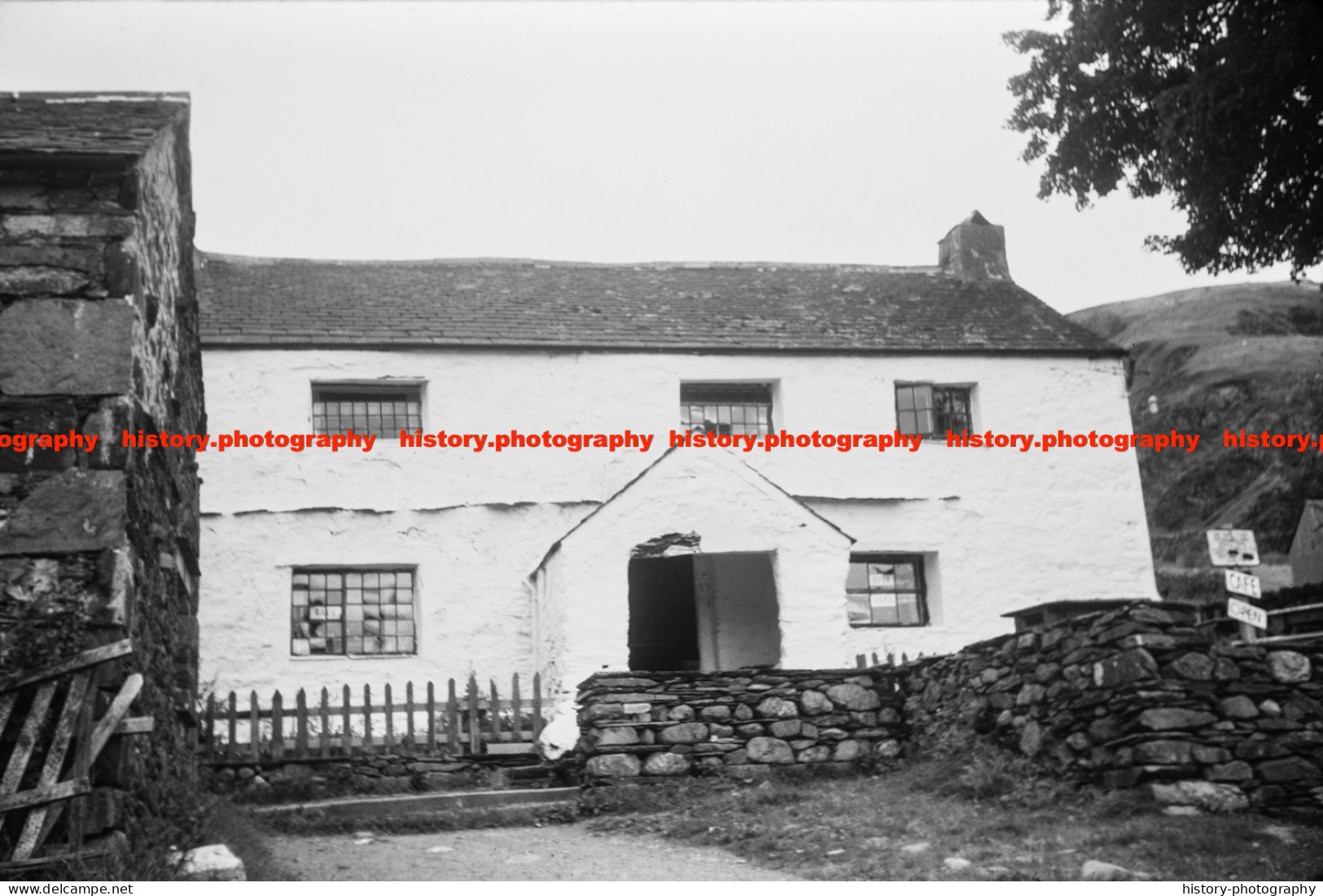 Q002826 Farm. Watendlath. Cafe. Cumbria. 1977 - REPRODUCTION - Andere & Zonder Classificatie