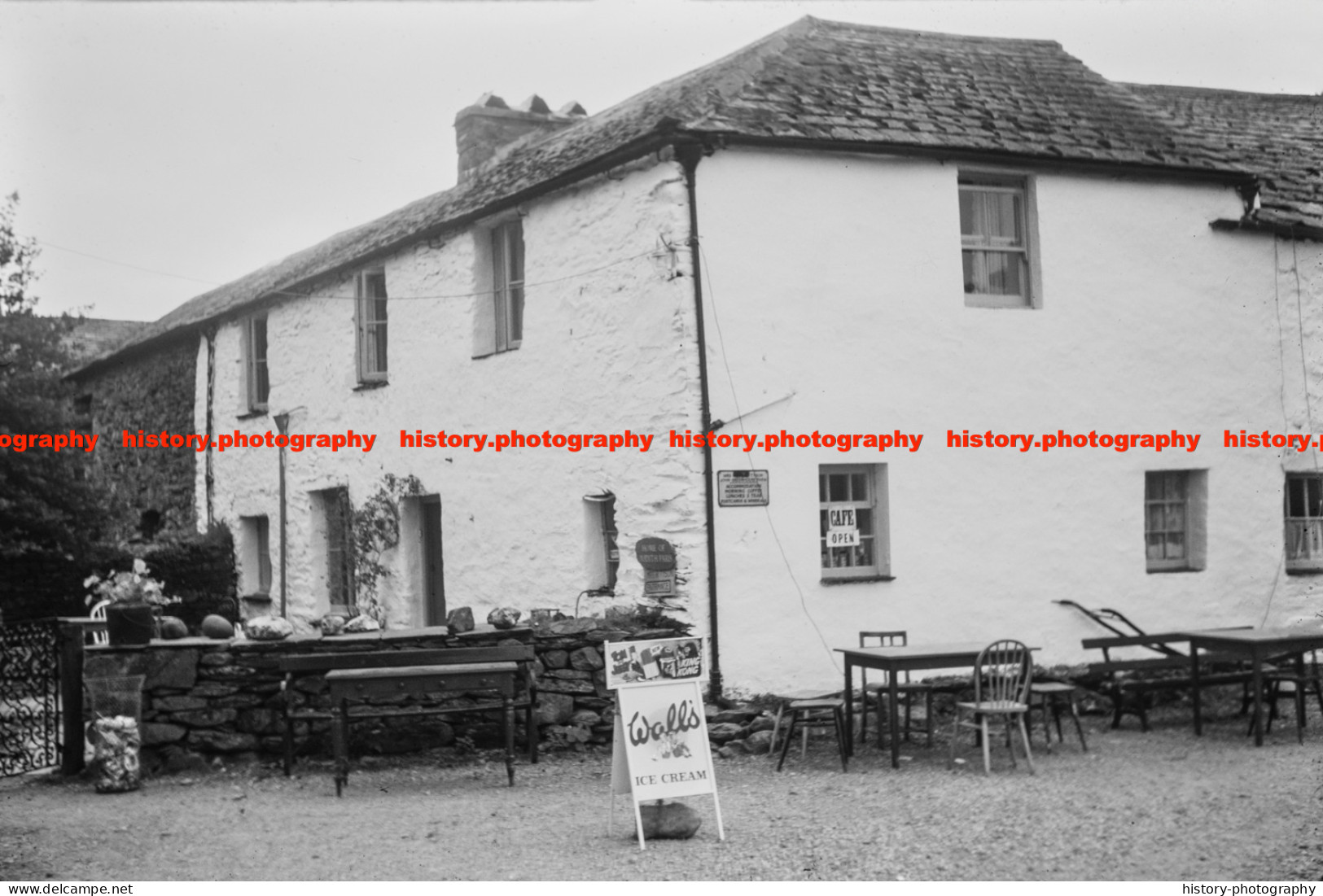 Q002818 John Greenhouse Farm. Cafe. Watendlath. Cumbria. 1977 - REPRODUCTION - Andere & Zonder Classificatie