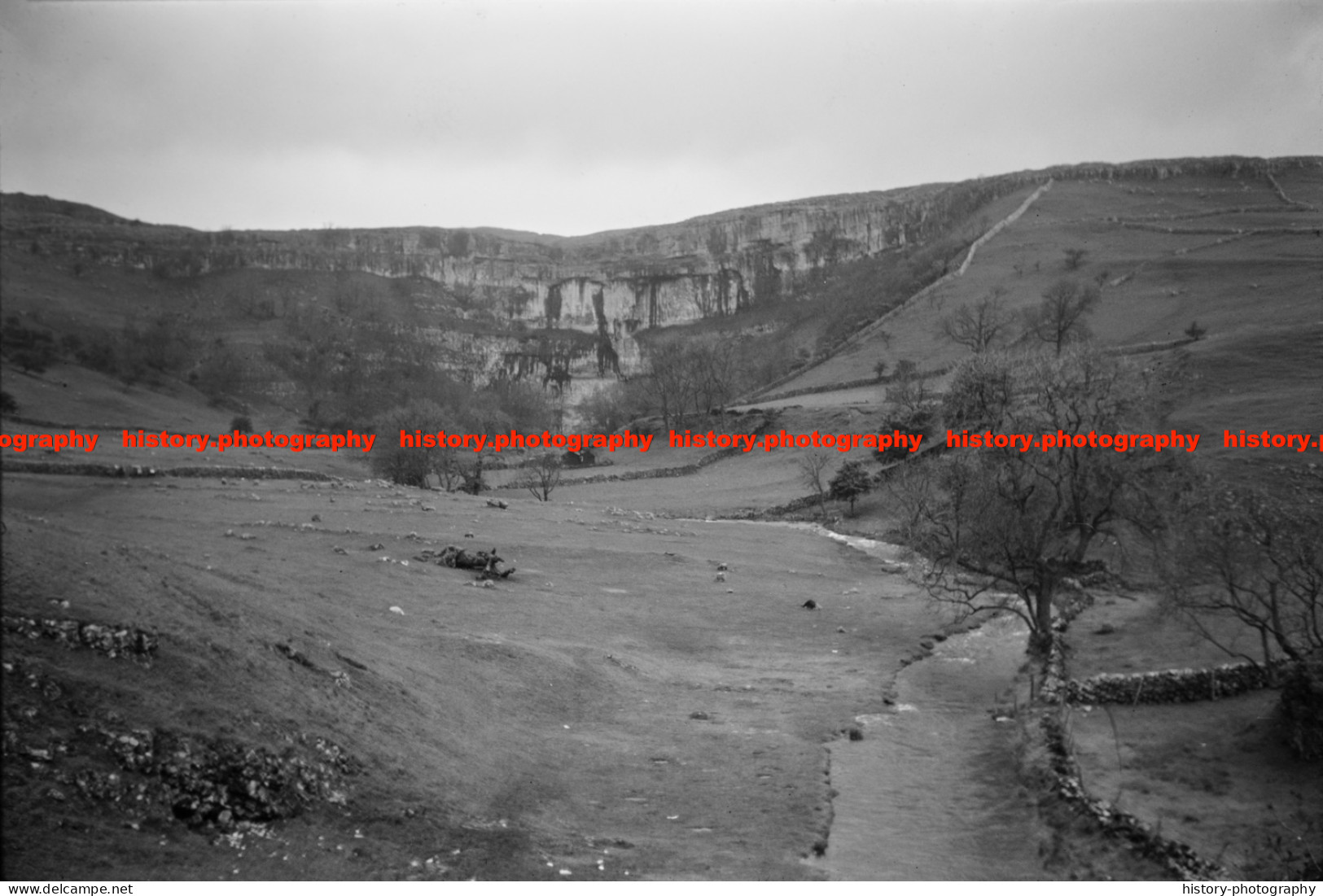 Q002805 Cove At Malham. Cumbria. 1967 - REPRODUCTION - Sonstige & Ohne Zuordnung