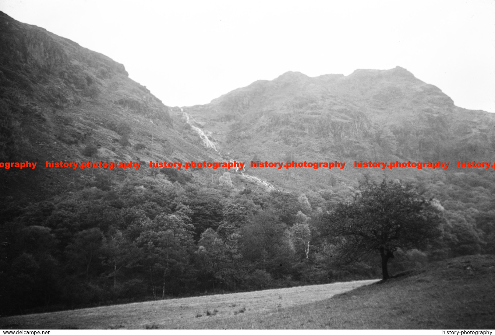 Q002769 Waterfall. Yewdale. Cumbria. 1969 - REPRODUCTION - Sonstige & Ohne Zuordnung