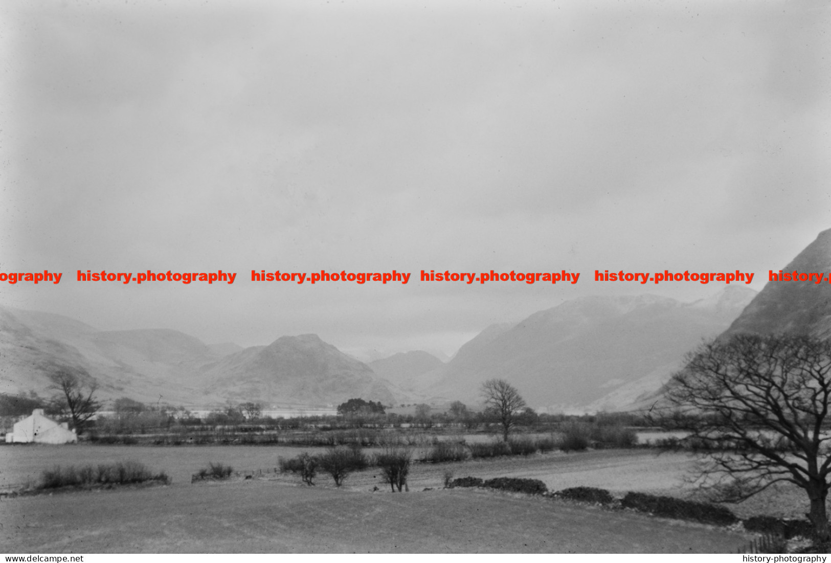 Q002738 View From Foot Of Crummock Water. Cumbria. 1964 - REPRODUCTION - Sonstige & Ohne Zuordnung