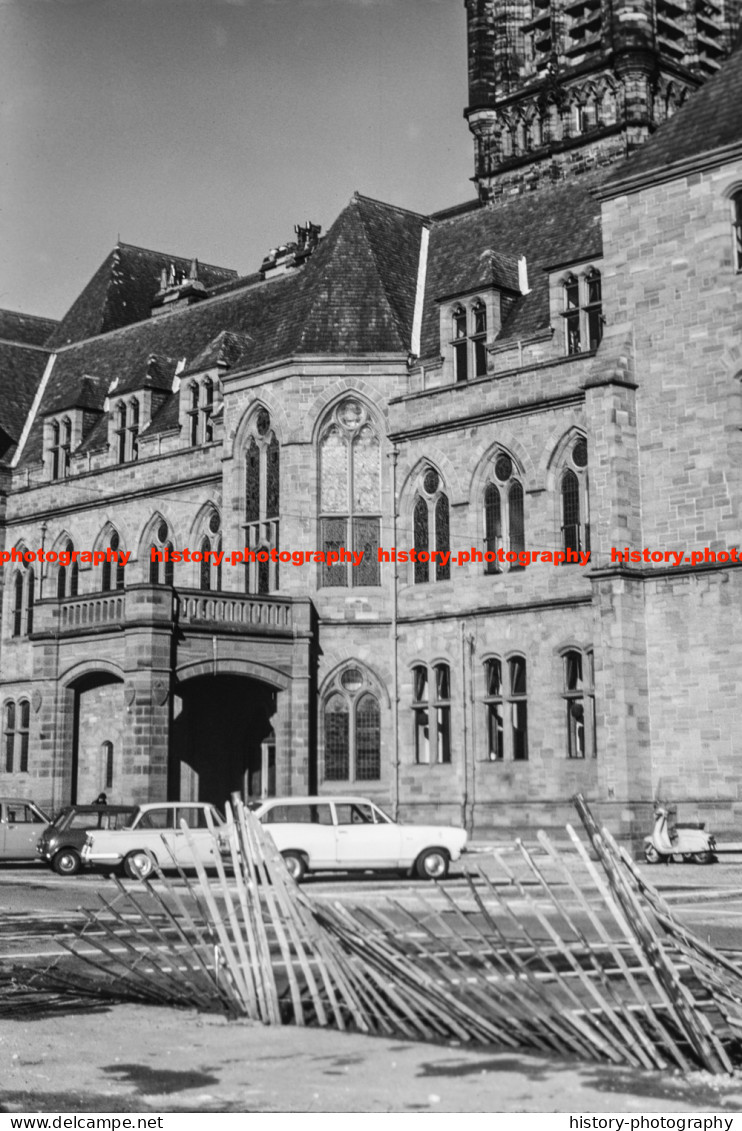 Q003525 Barrow In Furness. Town Hall. Cumbria. 1973 - REPRODUCTION - Altri & Non Classificati