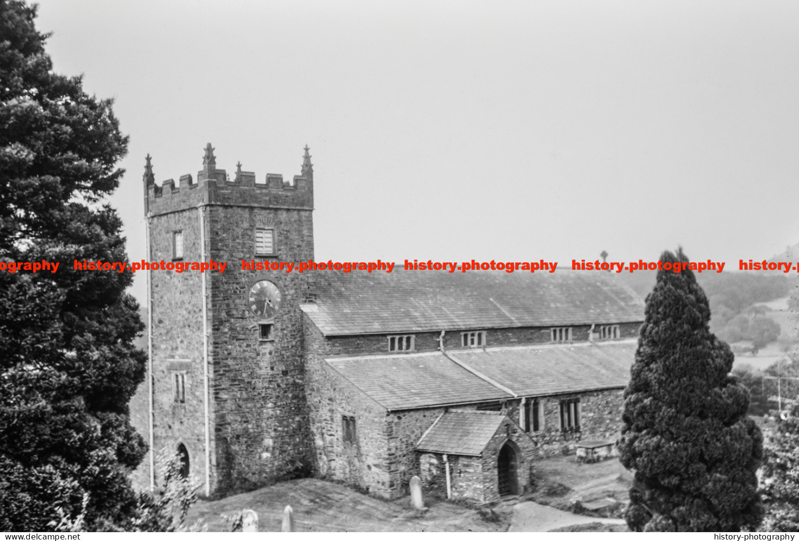 Q003479 Hawkshead. St Michael And All Angels Church. Cumbria. 1974 - REPRODUCTION - Altri & Non Classificati