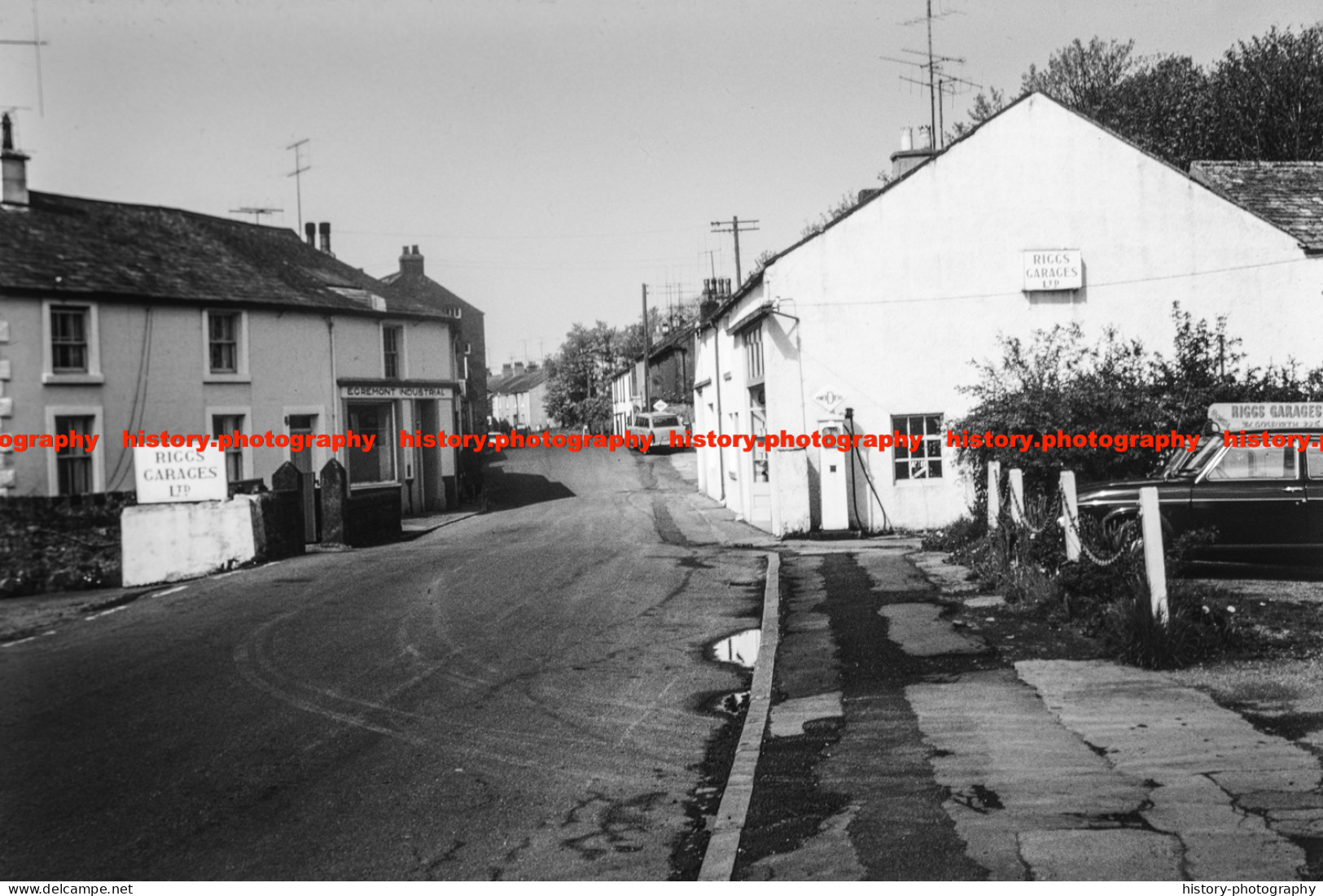 Q003443 Gosforth Smithy Filling Station. Cumbria. 1971 - REPRODUCTION - Altri & Non Classificati
