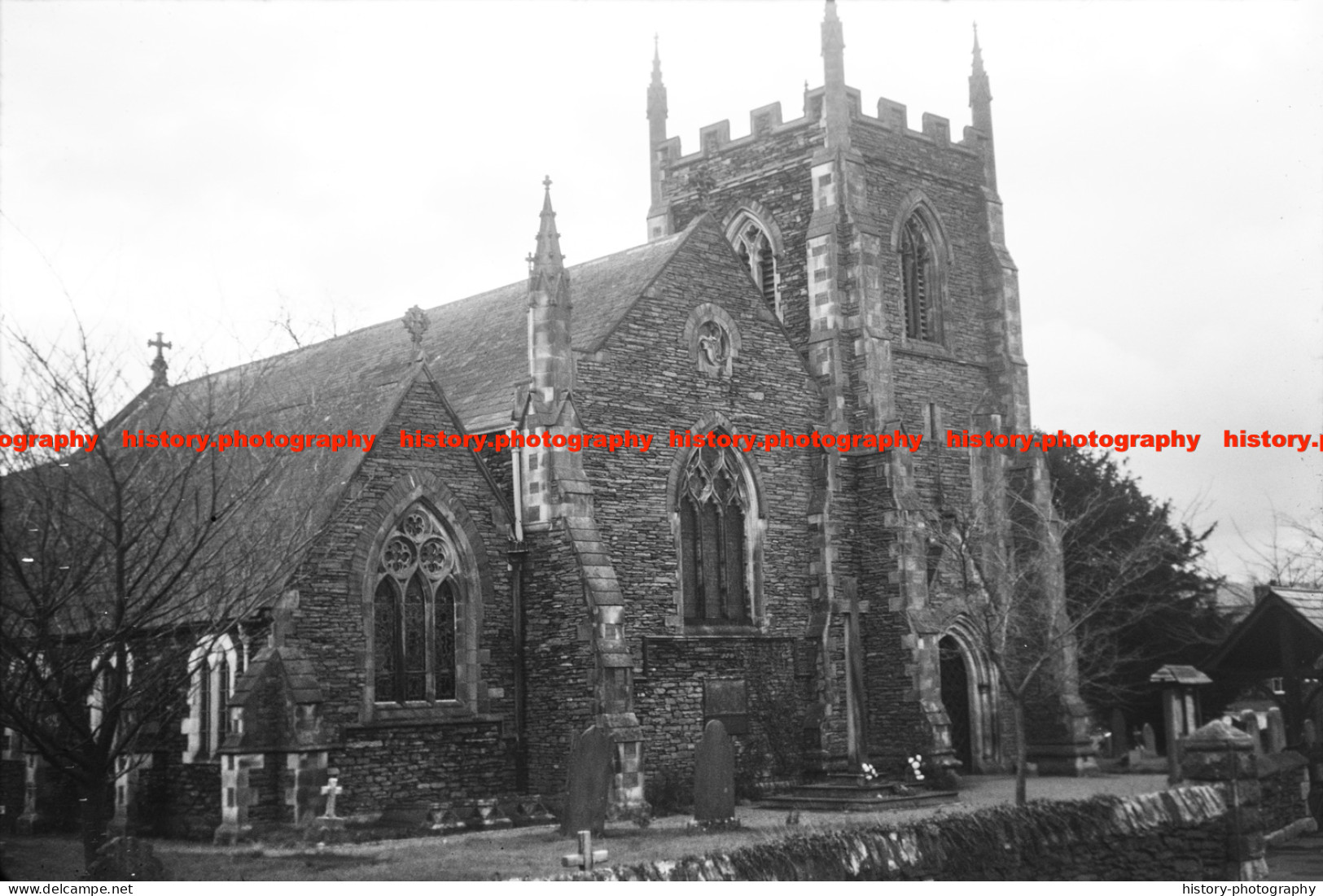 Q003311 Burneside. St. Oswalds Church. Cumbria. 1975 - REPRODUCTION - Autres & Non Classés