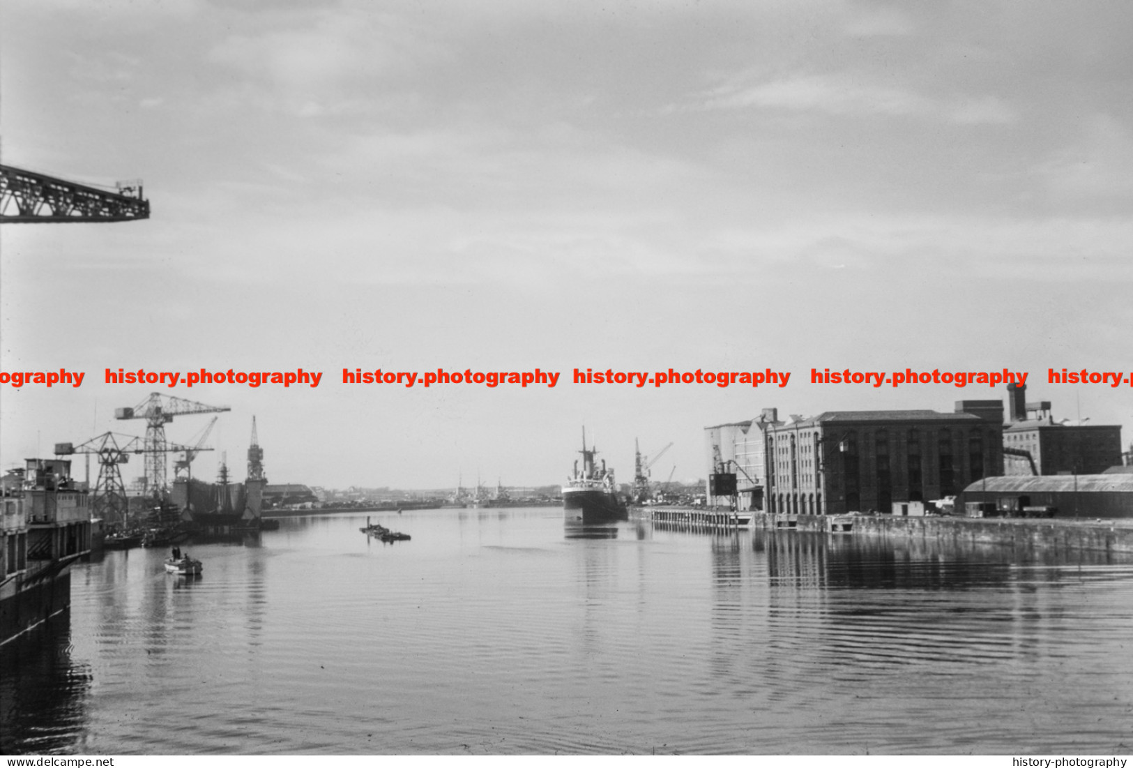 Q003212 Barrow In Furness. Devonshire Dock. Cumbria. 1963 - REPRODUCTION - Other & Unclassified