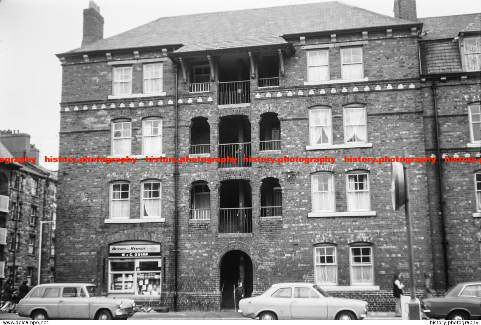 Q003203 Barrow In Furness. Flats. Shop. Cumbria. 1974 - REPRODUCTION - Other & Unclassified
