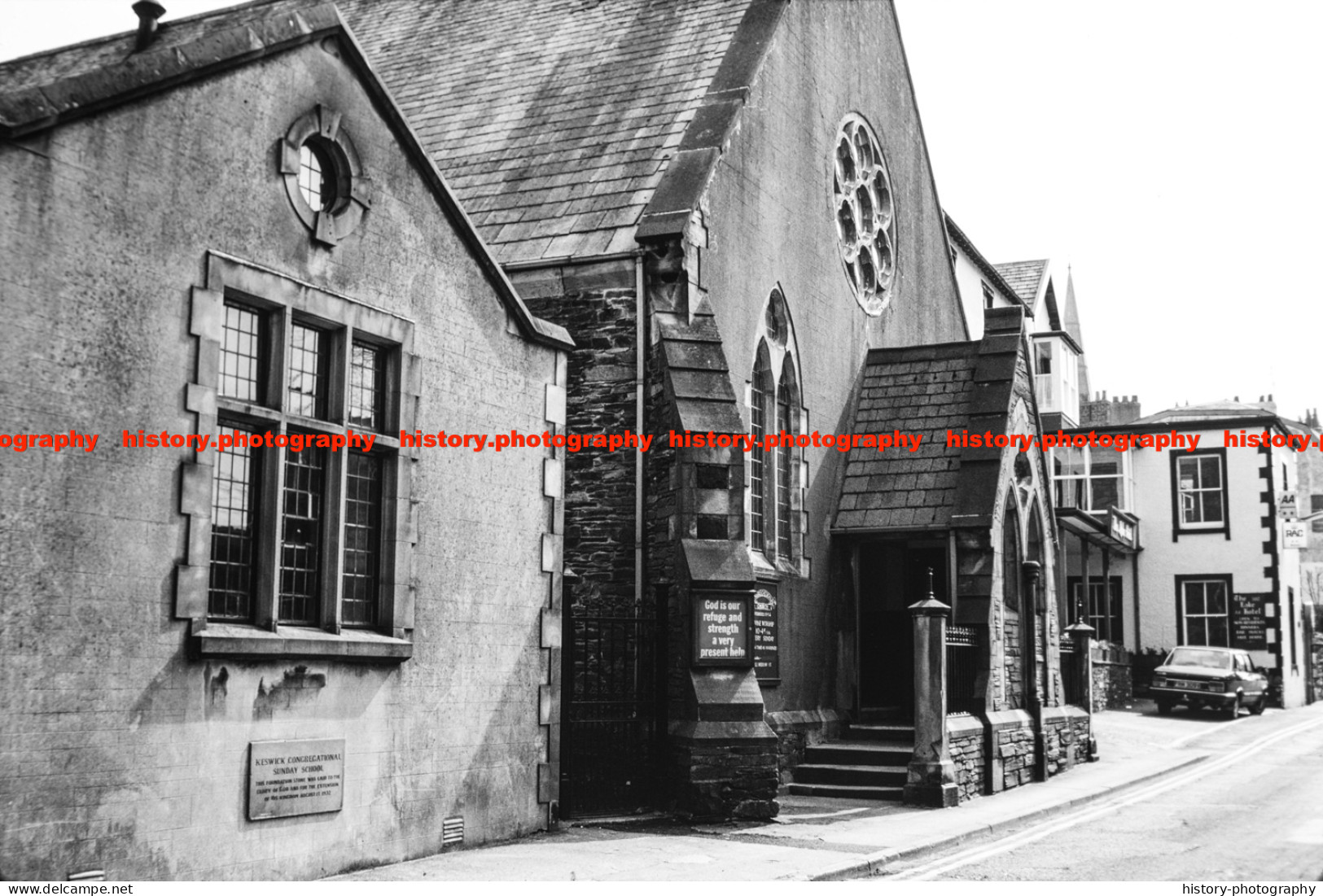 Q003177 Keswick Congregational Church. Lake Hotel. Cumbria. 1981 - REPRODUCTION - Autres & Non Classés