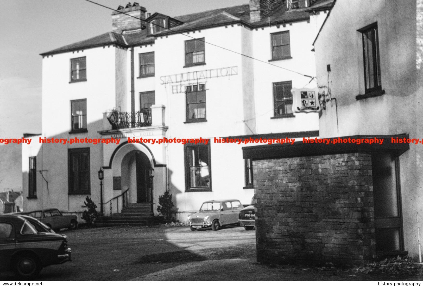 Q003745 Ambleside. Salutation Hotel. Cumbria. 1969 - REPRODUCTION - Autres & Non Classés