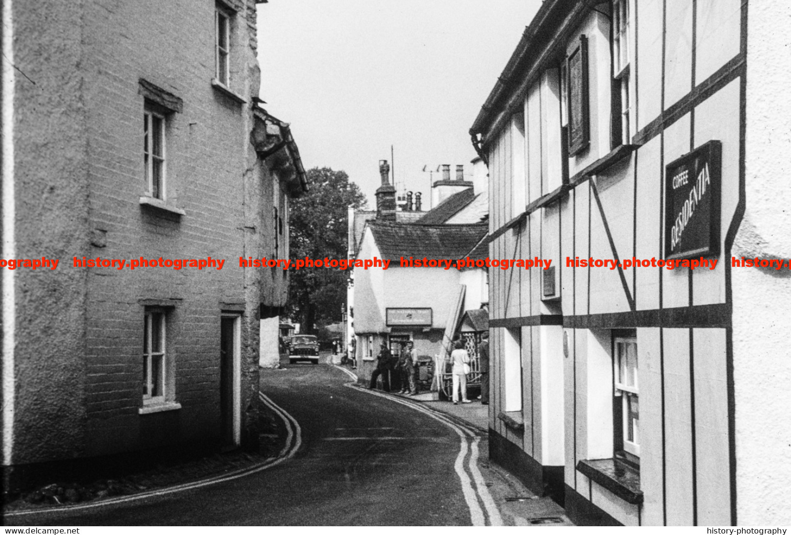 Q003730 Hawkshead. Main Street. Cumbria. 1972 - REPRODUCTION - Altri & Non Classificati