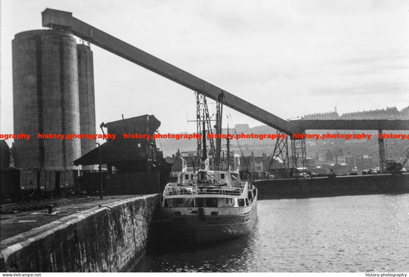 Q003656 Whitehaven. German Cargo Ship. Cumbria. 1969 - REPRODUCTION - Altri & Non Classificati