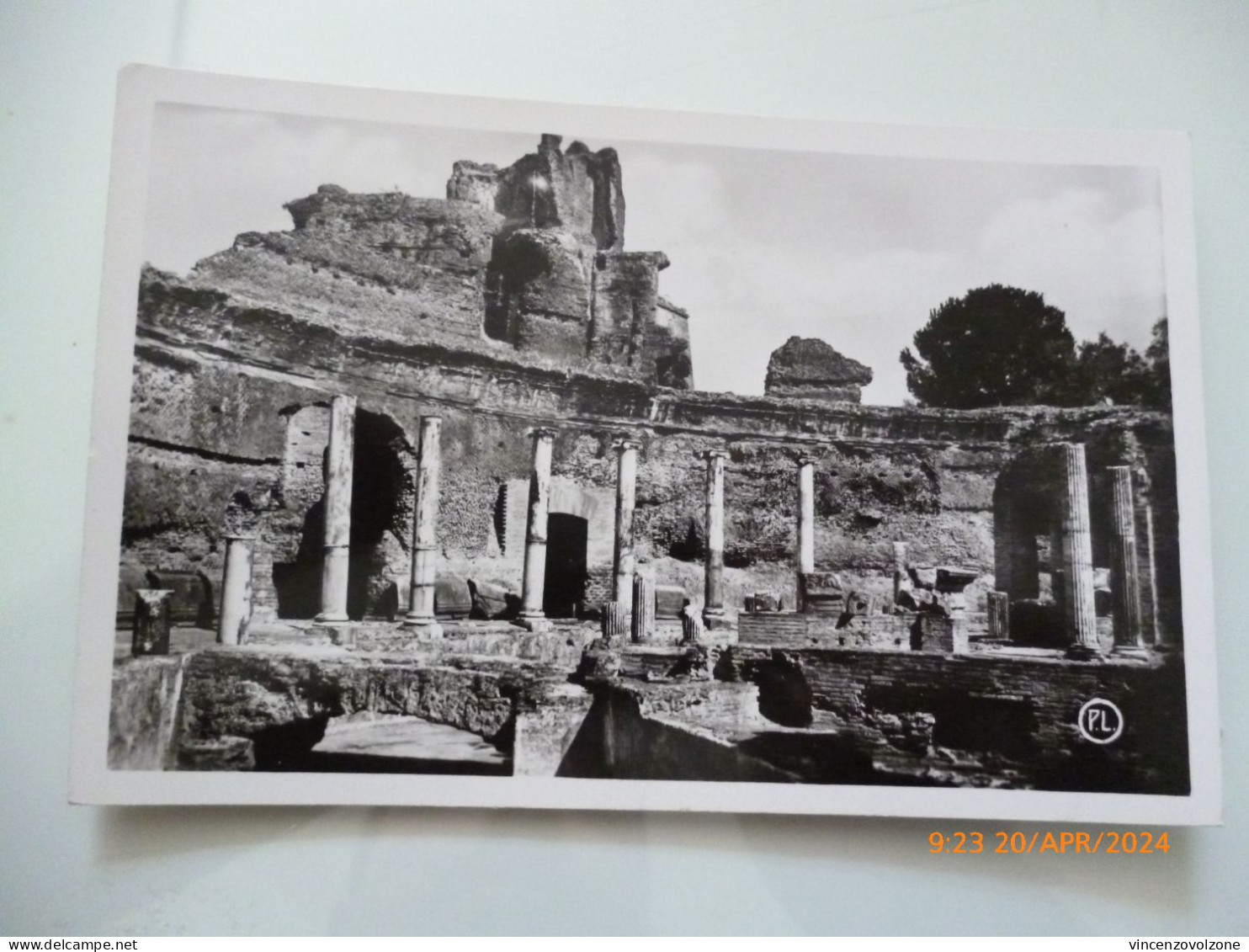 Cartolina "TIVOLI  ( Villa Adriana ) Teatro Marittimo" Ediz. L. Fronizi Tivoli - Tivoli