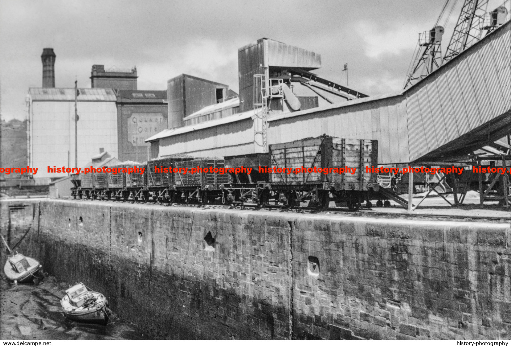 Q003631 Whitehaven. Phosphate Conveyor. Cumbria. 1969 - REPRODUCTION - Other & Unclassified