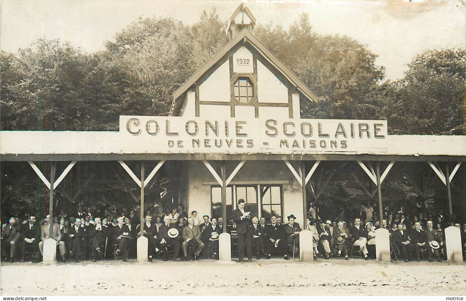 CARTE PHOTO - Colonie Scolaire De Neuves Maisons, Vue à Situer. - Neuves Maisons