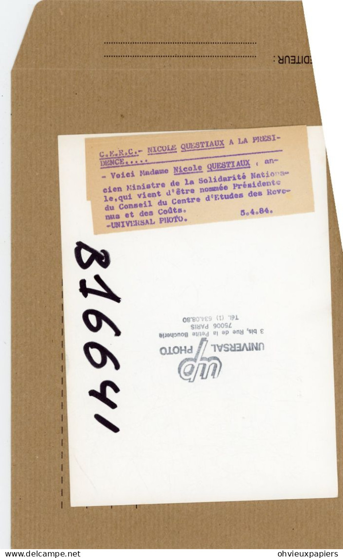 politique  FRANCE - lot de 7 photos  NICOLE QUESTIAUX  femme politique ministre de la solidarité en 1981