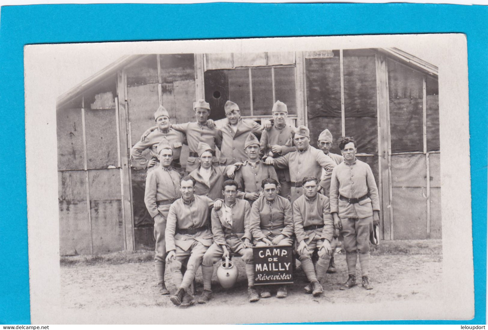 CAMP DE MAILLY  RESERVISTES  CARTE PHOTO - Barracks