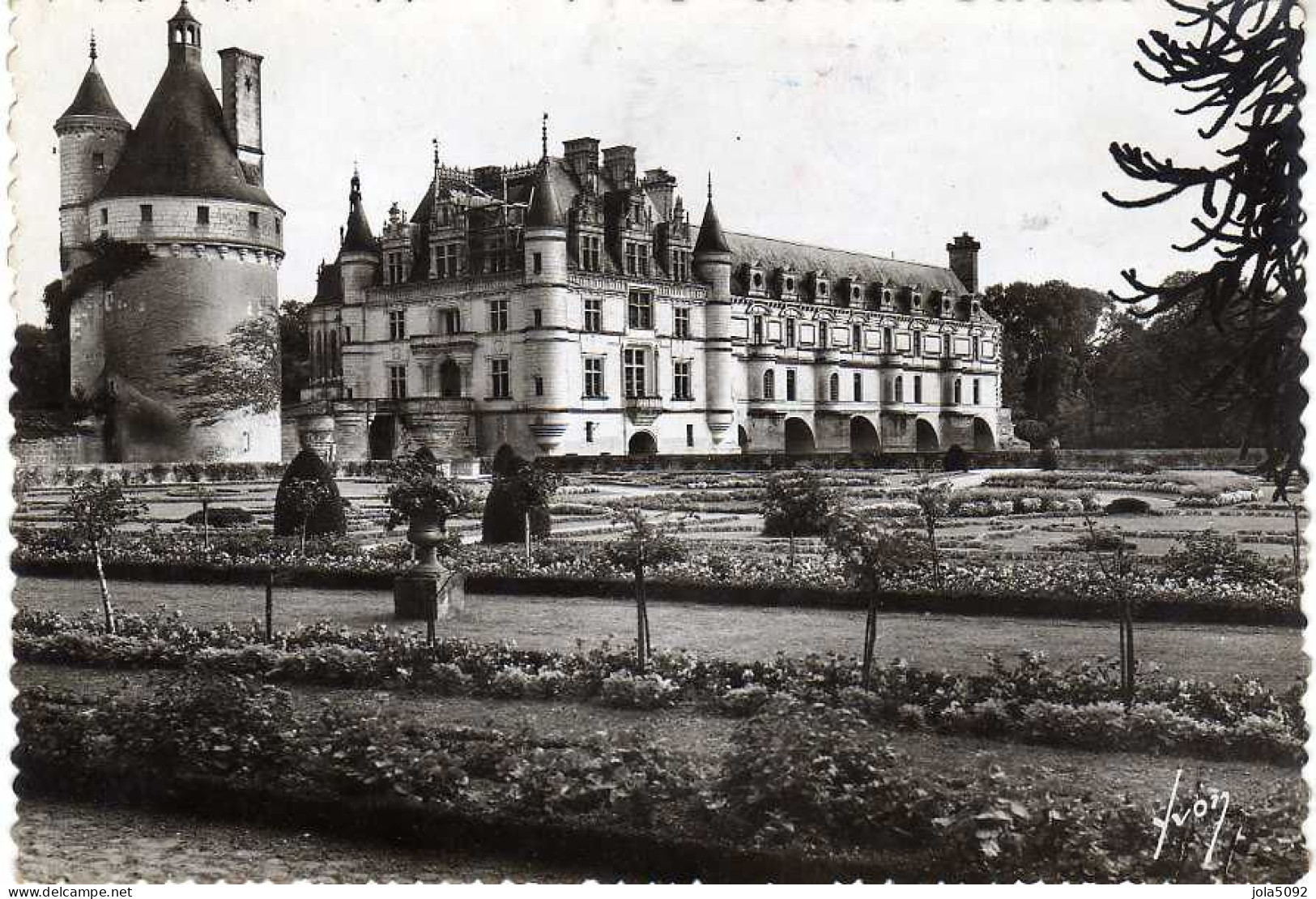 37 - CHENONCEAUX - Le Château - Façade Nord-ouest Et Jardin De Catherine De Médicis - Chenonceaux